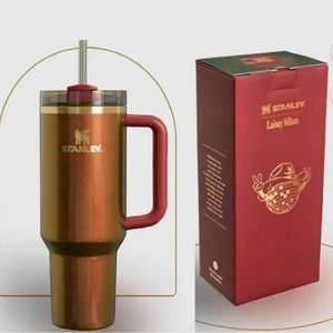 Stanley x Lainey Wilson